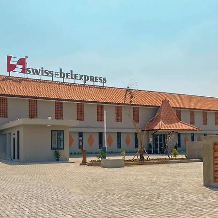 Motel Swiss-Belexpress Rest Area Km 164, Cipali Majalengka Zewnętrze zdjęcie